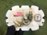 汽油泵 SUBARU LEGACY OEM 42021AE000 42022AE000 BH5 2001 EJ202