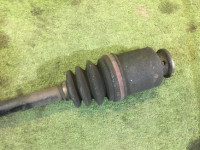 Palier delantero SUBARU LEGACY OEM 28321FE040 BH5 2001 EJ202