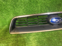 Решетка радиатора SUBARU LEGACY OEM 91121AE400 BH5 2001 Silver 01G