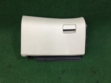 ช่องเก็บของหน้า SUBARU OUTBACK OEM 66120AG000WA BP9 2004 Green 3M1