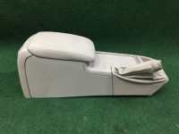 Porta-luvas e apoio de braço SUBARU OUTBACK OEM 92111AG040WA BP9 2004 Green 3M1