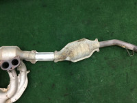 Colector de escape SUBARU OUTBACK OEM 44105AG040 44105AG050 44105AG051 BP9 2004 EJ253