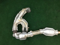Colector de escape SUBARU OUTBACK OEM 44105AG040 44105AG050 44105AG051 BP9 2004 EJ253