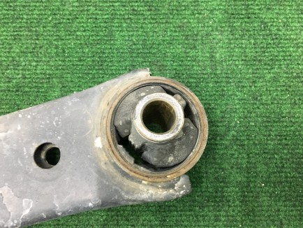 Brazo de suspensión delantero izquierdo SUBARU OUTBACK OEM 20202AG011 20202AG090 BP9 2004 EJ253