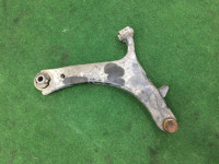 ปีกนกหน้าขวา 20202AG001 20202AG080 SUBARU OUTBACK