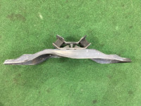 คานรองเกียร์ 41011AG010 41011AG011 41022AE120 41022AE121 SUBARU OUTBACK