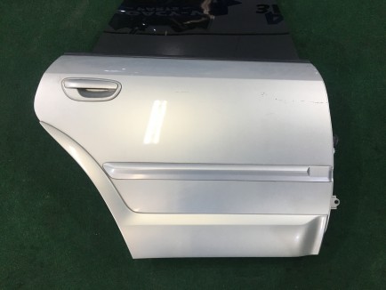 Porta traseira direita SUBARU OUTBACK OEM 60409AG0409P 60409AG0419P BP9 2004 Gold 39J