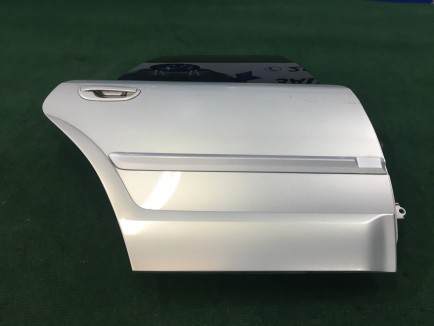 Porta traseira direita SUBARU OUTBACK OEM 60409AG0409P 60409AG0419P BP9 2004 Gold 39J