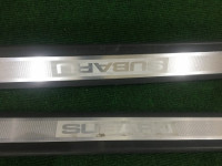 คิ้วชายบันได SUBARU OUTBACK OEM 94060AG070 94060AG080 BP9 2004 Gold 39J