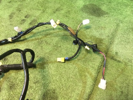 Tailgate wiring harness SUBARU LEGACY OEM 81812AE220 BH5 2001 EJ202