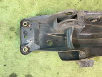คานรองเครื่อง задняя SUBARU LEGACY OEM 20151AC050 BG5 1998 EJ20D