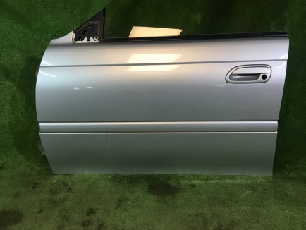 左フロントドア SUBARU LEGACY OEM 61100AC011 61100AC031 BG5 1998 Silver 406