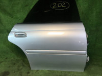 右后门 SUBARU LEGACY OEM 61400AC300 61400AC320 BG5 1998 Silver 406