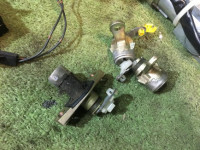 ชุดล็อกพร้อมกุญแจ SUBARU LEGACY OEM 57490AC170 BG5 1998 Silver 406