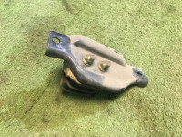 Apoio do motor esquerdo SUBARU LEGACY OEM 41031FA090 41022FA000 BG5 1998 EJ20D