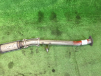 ท่อไอเสียท่อนกลาง SUBARU LEGACY OEM 44200AC030 BG5 1998 EJ20D