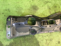 フロントメンバー SUBARU LANCASTER OEM 20101AE013 BHE 2001 EZ30