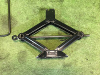 千斤顶 SUBARU LANCASTER OEM 97030AC061 BHE 2001