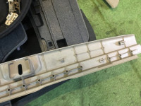 Tapizado del maletero SUBARU LANCASTER OEM 95066AE030GG 95067AE040GG 91144AE010 94047AE020AD 94047AE030AD BHE 2001 Green 1U7