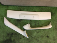 尾门饰板 SUBARU LANCASTER OEM 94320AE011AD 94310AE020GF 94310AE030GF 94310AE000GF BHE 2001 Green 1U7