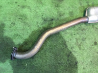 Средняя часть глушителя SUBARU LANCASTER OEM 44200AE080 BHE 2001 EZ30