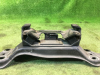 คานรองเกียร์ SUBARU LEGACY OEM 41021FA070 41022AC160 BG5 1996 EJ20H