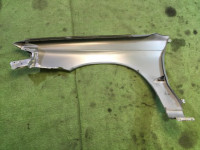 右前翼子板 SUBARU LEGACY OEM 57110AC000 BG5 1996 Silver 407
