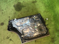 Puerta trasera izquierda SUBARU GRAND WAGON OEM 61400AC310 61400AC330 BG9 1998 Black 6L3
