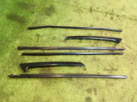 คิ้วกระจกข้างซ้าย 91012AC000 91013AC000 91011AC100 91012AC010 SUBARU GRAND WAGON