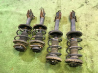 โช้คอัพ SUBARU GRAND WAGON OEM 20311AC200 20311AC210 20330AC410 20363AC201 20363AC211 BG9 1998 EJ25DD
