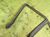 Right door seal SUBARU GRAND WAGON OEM 62710AC100 BG9 1998 Black 6L3