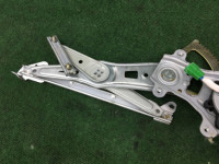 Elevalunas trasero izquierdo SUBARU OUTBACK OEM 62188AG010 62188AG011 BP9 2004