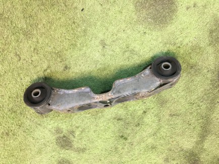 差速器支座 SUBARU LANCASTER OEM 41310AE001 BH9 1998 EJ254