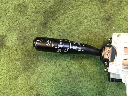 Mando de columna de dirección SUBARU LANCASTER OEM 83111AE020 BH9 1998 EJ254