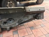 Guarda-lamas traseiro direito SUBARU LANCASTER OEM 51410AE160 BH9 1998 Beige 8L5