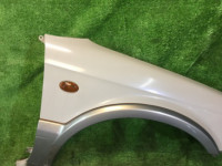 Guarda-lamas dianteiro direito SUBARU LANCASTER OEM 57120AE020 91111AE000MF BH9 1998 Beige 8L5