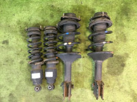 โช้คอัพ 20310AE140 20310AE150 20330AE100 20365AE020 20380AE170 SUBARU LANCASTER