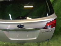 Porta da bagageira SUBARU OUTBACK OEM 60809AJ0309P 63011AJ010 91119AJ080G3 84912AJ250 84912AJ100 BRF 2009 gold D6H