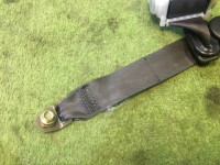 后排安全带 SUBARU LEGACY OEM 64660AE010ML 64660AE000ML BH5 2001 Silver 01G