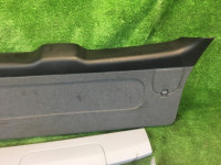 Revestimento da porta da bagageira SUBARU LEGACY OEM 94320AE001AC 94310AE020OB 94310AE030OB 94310AE000OB BH5 2001 Silver 01G