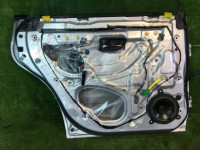 左リアドア SUBARU LEGACY B4 OEM 60400AE410 BE9 2001 Silver 01G