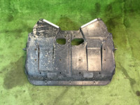แผ่นกันใต้เครื่อง 56410AE100 SUBARU LEGACY B4