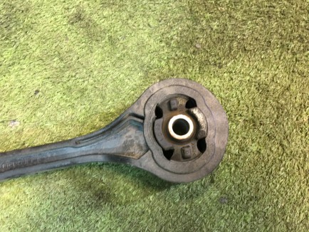 Upper gearbox mount SUBARU LEGACY B4 OEM 41040FE000 BE9 2001 EJ254