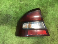 ไฟท้ายซ้าย 84201AE05A SUBARU LEGACY B4