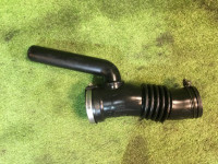 ท่อกรองอากาศ SUBARU LEGACY B4 OEM 14457AA330 BE9 2001 EJ254