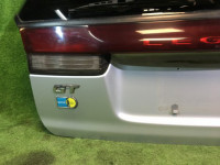 テールランプ間ガーニッシュ SUBARU LEGACY OEM 84251AC090 BG5 1997