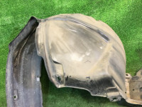 Подкрылок передний левый SUBARU LEGACY OEM 59110AE010 BH5 2000 arctic silver M 792