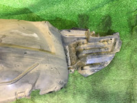 Pasarruedas delantero derecho SUBARU LEGACY OEM 59110AE000 BH5 2000 arctic silver M 792
