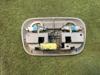 フロントルームランプ SUBARU LEGACY OEM 84621AE020NE BH5 2000 EJ206