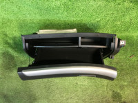 ช่องเก็บของหน้า 66120AG100JC SUBARU OUTBACK